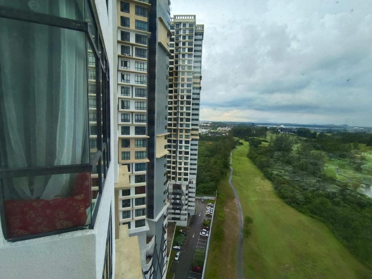 Arc Austin Hill Apartment Johor Bahru Kültér fotó